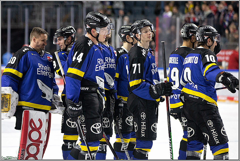 PENNY DEL; Koelner Haie- Fishtown Pinguins Bremerhaven; Koeln, 25.11.2021